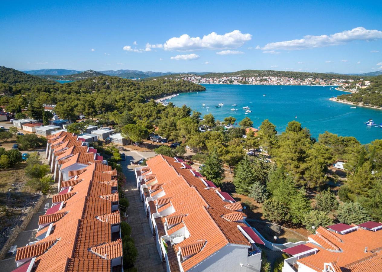 Apartments Jezera Lovisca Luaran gambar